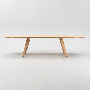 Ilse Crawford, a 'Together' oak dining table, De La Espada, Portugal.