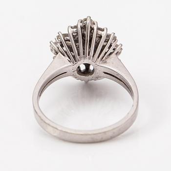 An 18K white gold ring with diamonds ca. 1.31 ct in total. Westerback, Helsinki 1974.