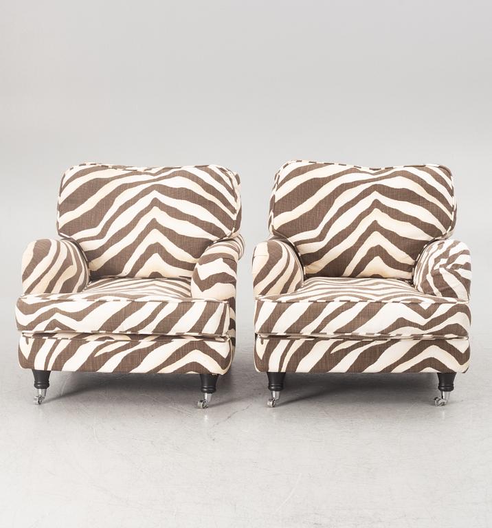 A pair of lounge chairs, Englesson, 21st century.