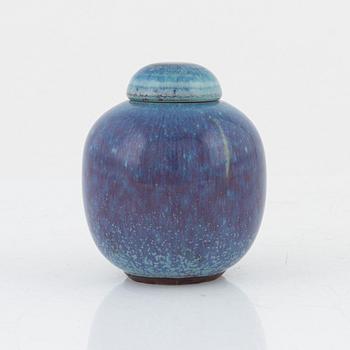 Berndt Friberg, urna med lock, Gustavsbergs studio, 1969.