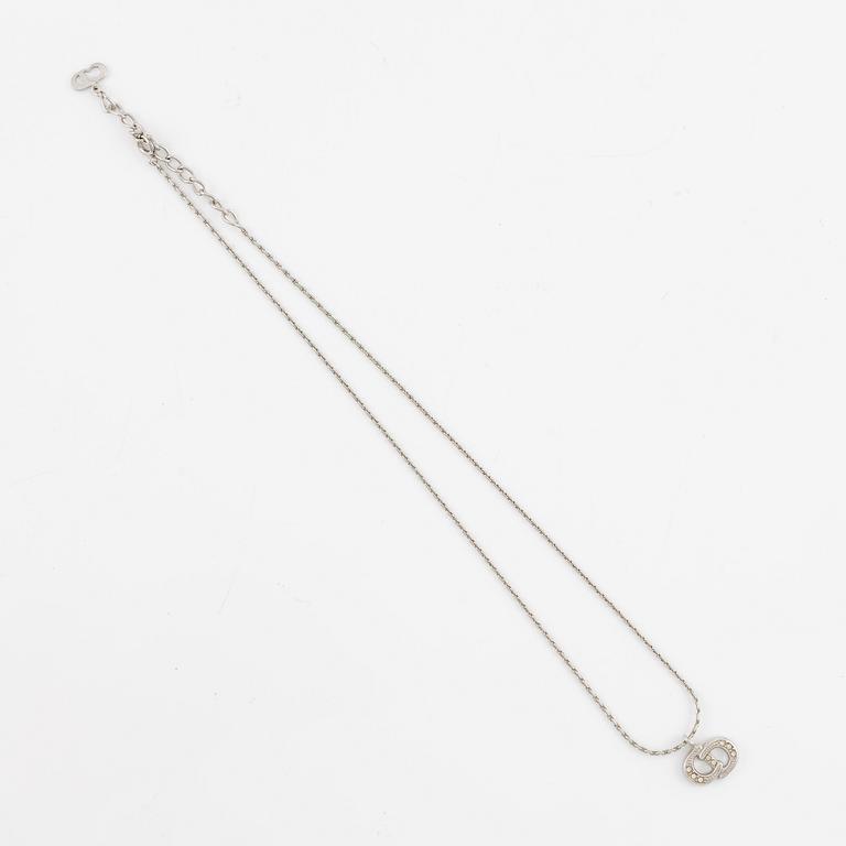 Christian Dior, örhängen, ett par och collier med hänge.