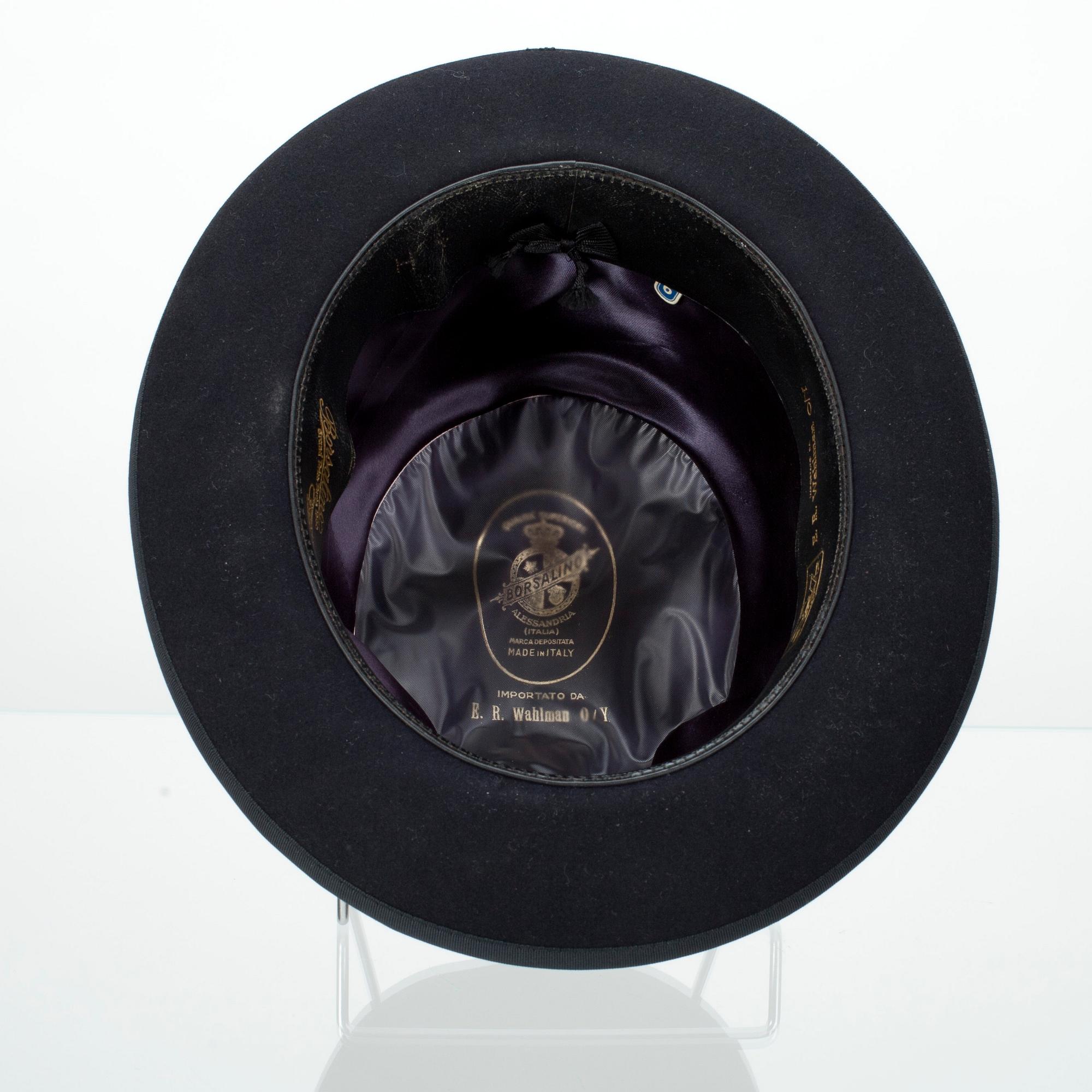 HATTAR, 3 st. BORSALINO och ASCOT.