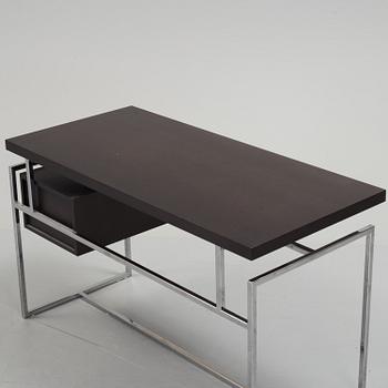 A "Papiro" desk by Walter Selva and Augusto Mandelli, Porada, Italy.