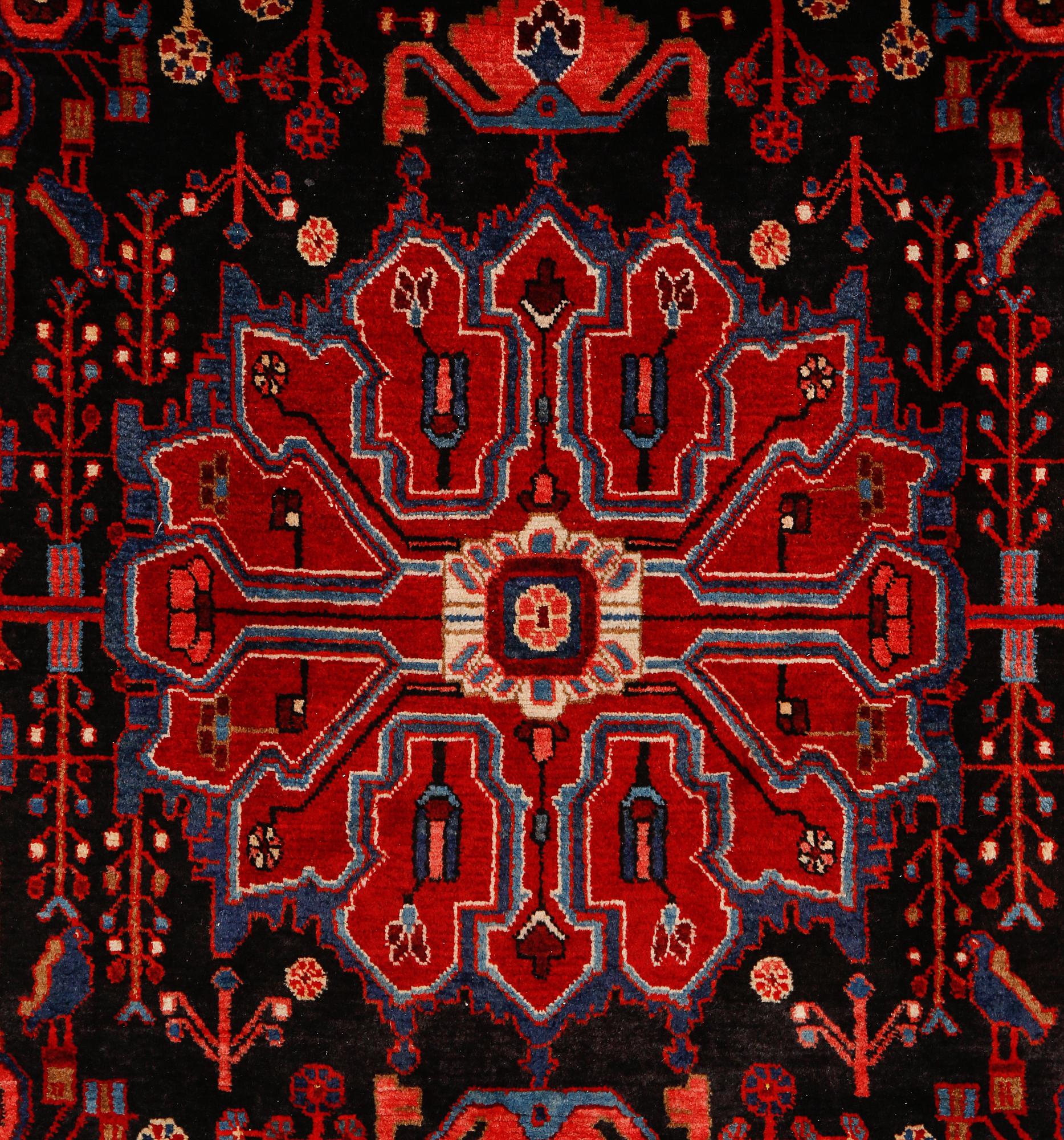 MATTA, Nahavand, sent 1900-tal, ca 300x160 cm.