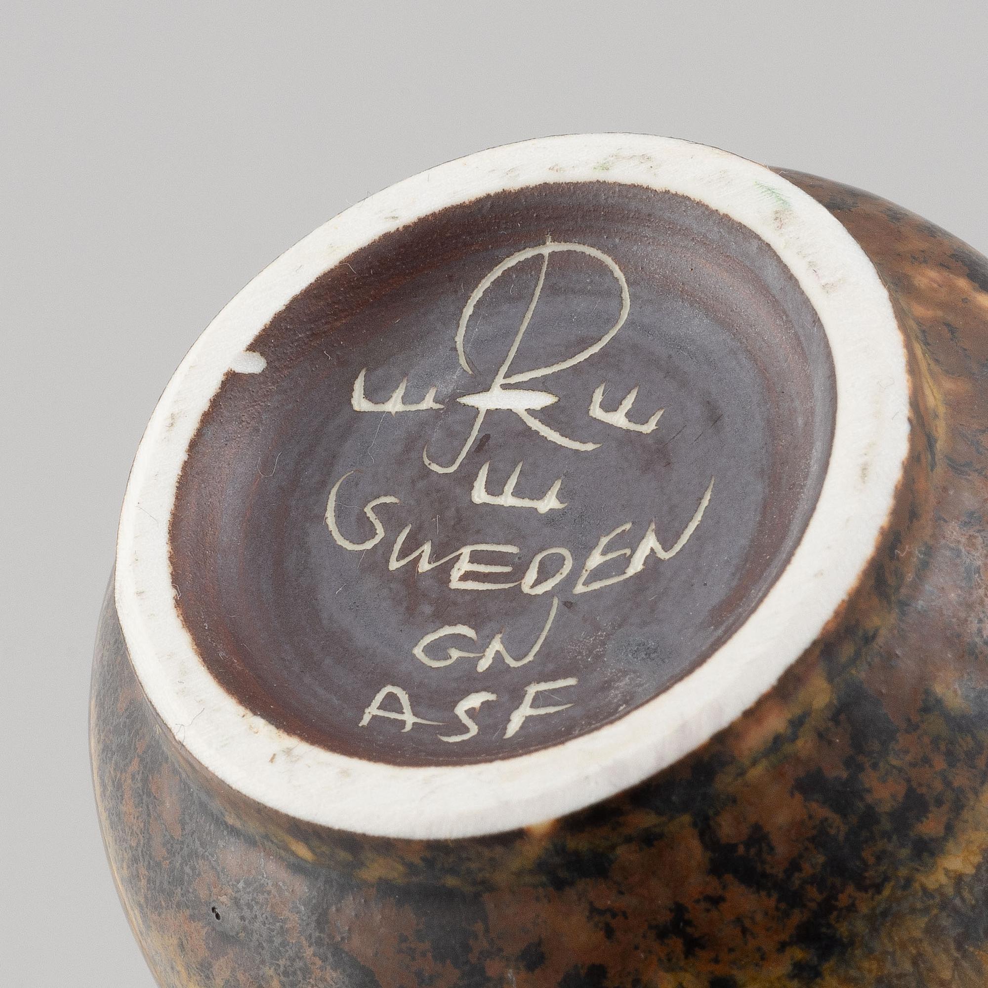 Gunnar Nylund, two stoneware vases, Rörstrand.