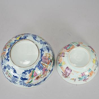 A group of three famille rose export porcelain objects, Qing dynasty, Qianlong (1736-95).