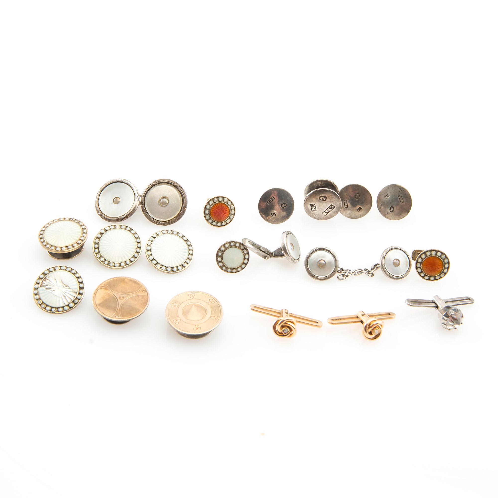 Collection of dress buttons, gold and silver, including those by Axel Georg Björkman, Stockholm 1878.