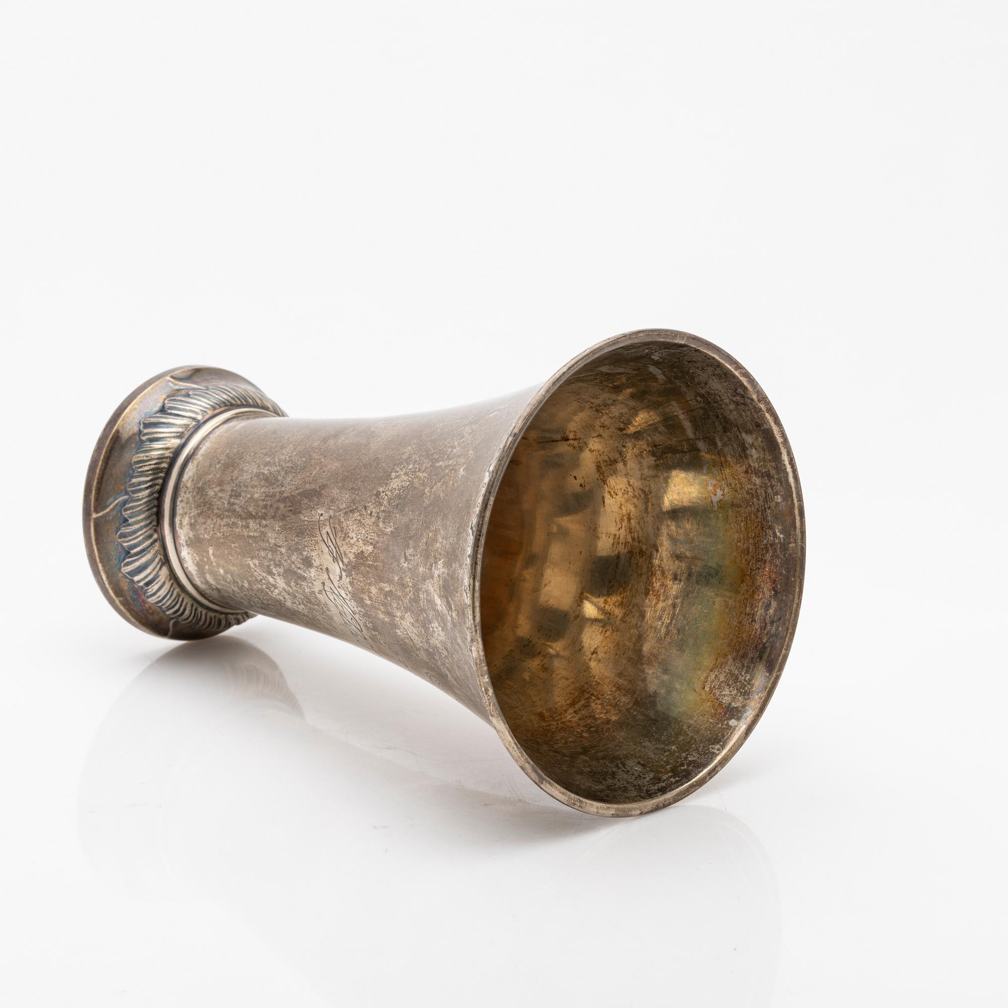 Beaker, silver, CG Hallberg, Stockholm, 1910.