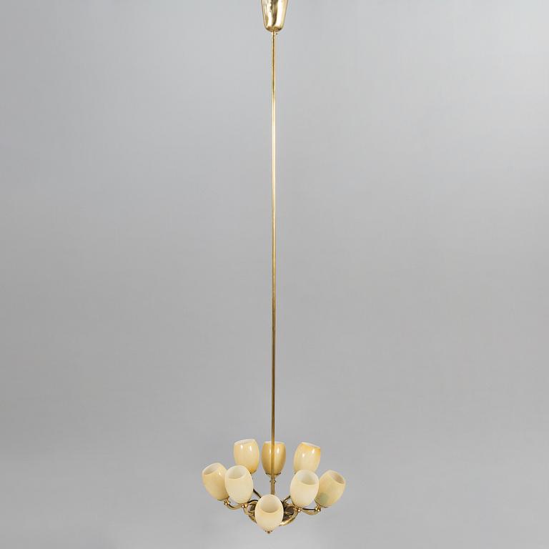 Paavo Tynell, a mid-20th century '1382' chandelier for Idman.