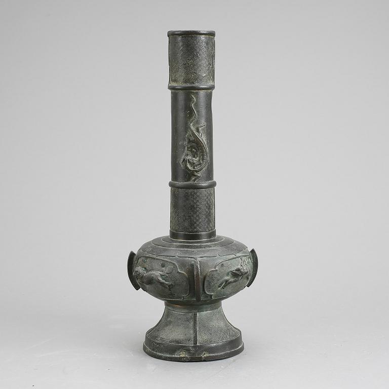 VAS, patinerad brons, Japan, 1800-tal.