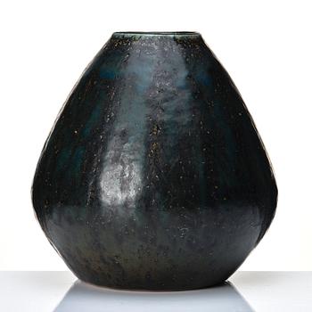 Carl-Harry Stålhane, a unique stoneware vase, Rörstrand, Sweden 1960.