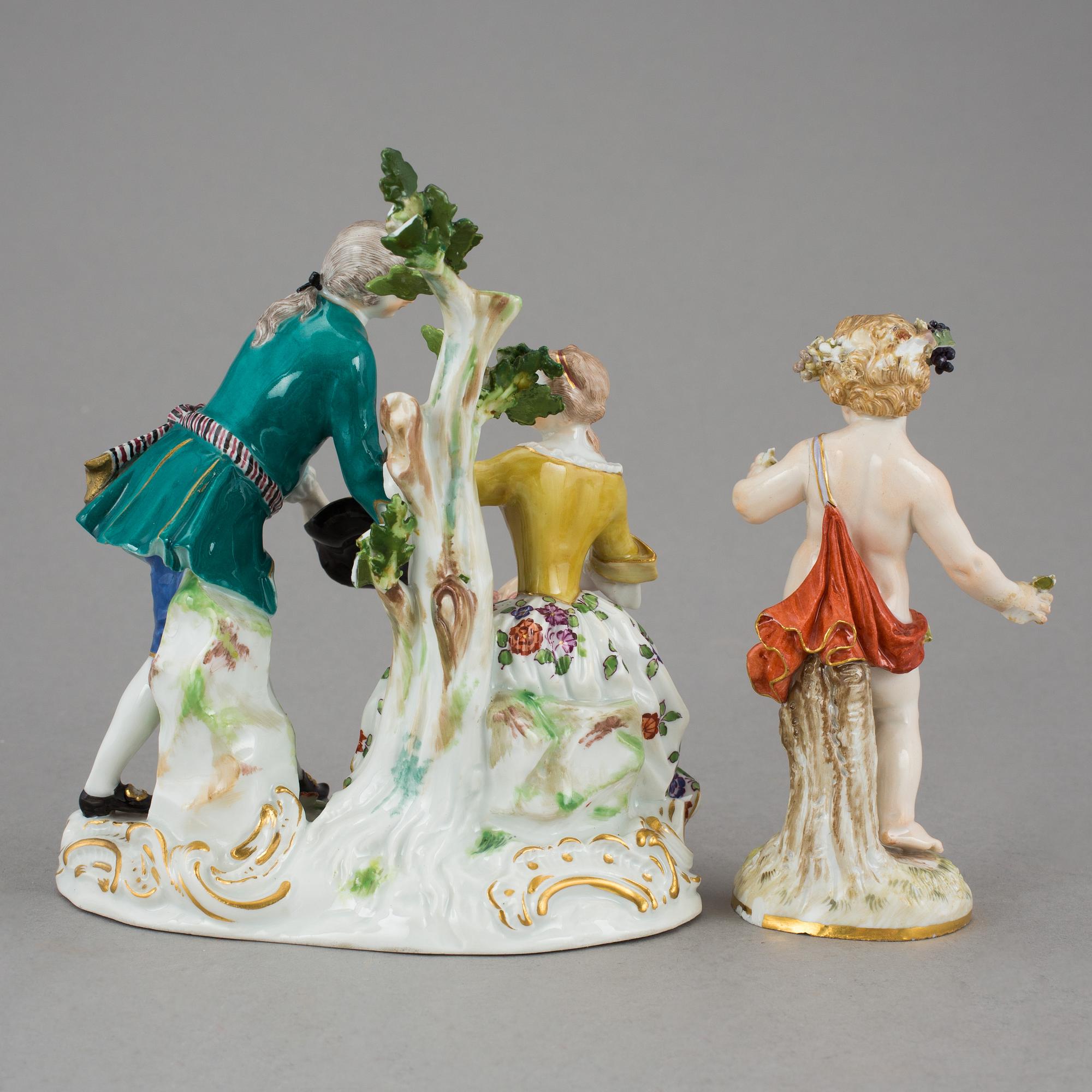 FIGURINER, 2 st, porslin. Meissen, 1800-talets slut.