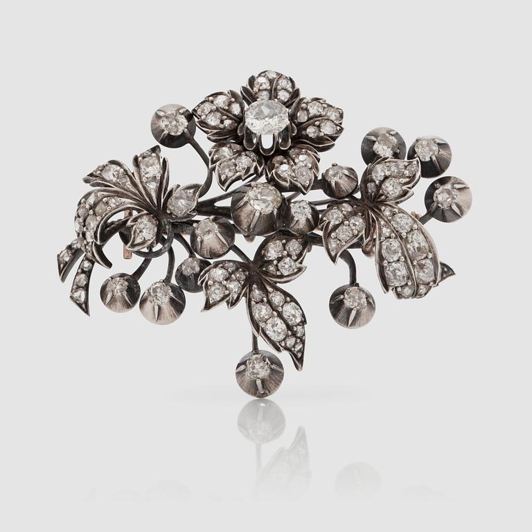 A late Victorian old- and rose-cut diamond brooch.