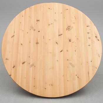 a pine wood dining table by Roland Wilhelsson, latter part of 20th century.