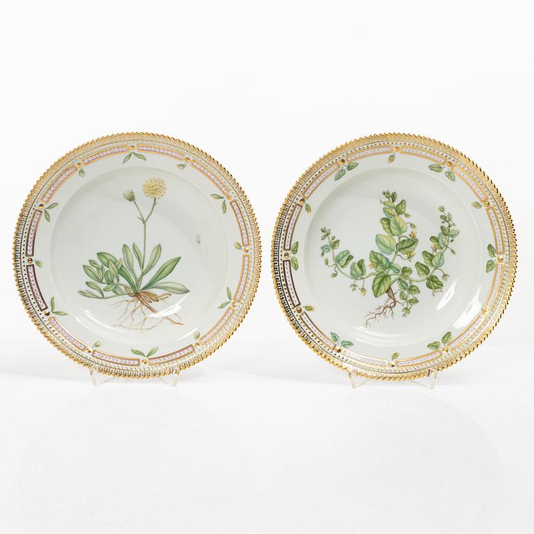 Royal Copenhagen, seven plates, 'Flora Danica', Denmark.