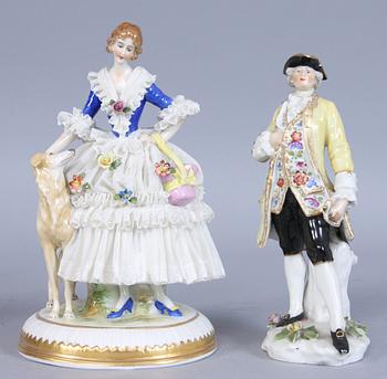 FIGURINER, 7 st, porslin, bl a Meissen.