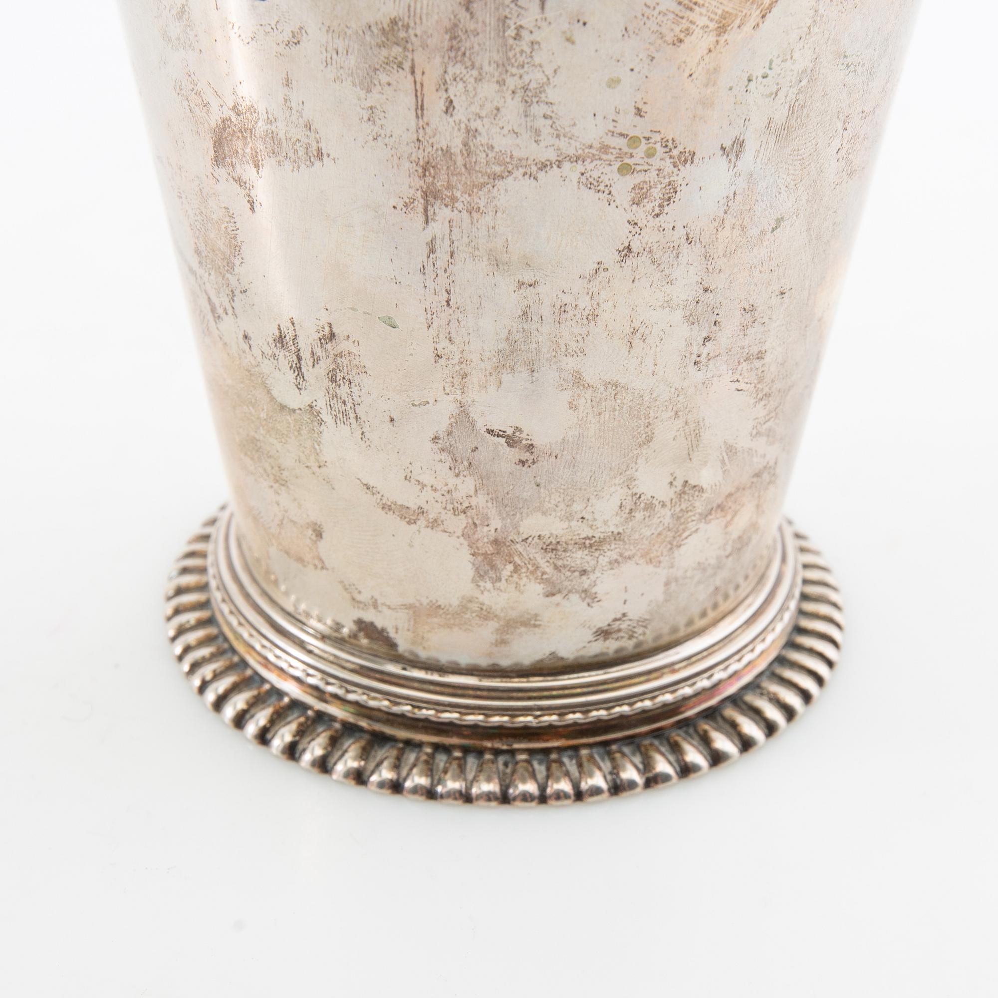 CG Hallberg vas silver Stockholm 1943.