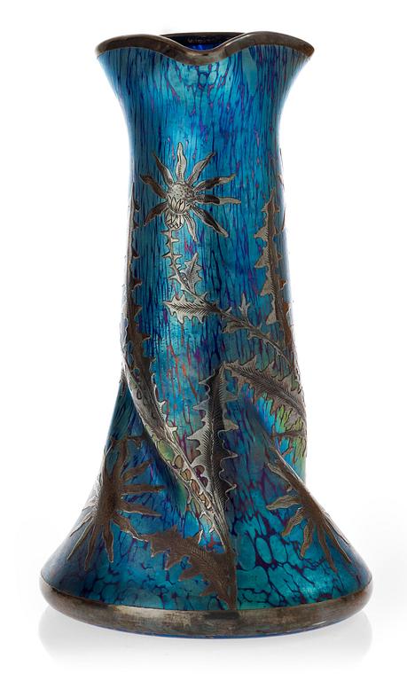 An Adolf Zasche Art Nouveau iridescent glass vase, Gablonz circa 1900.