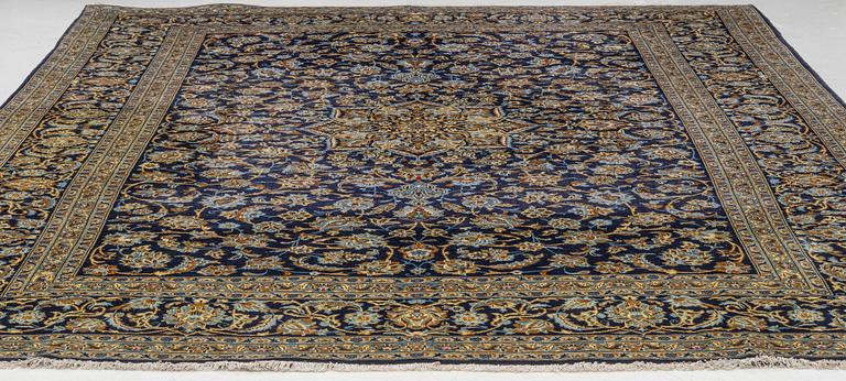 Carpet, oriental, approx. 390 x 285 cm.