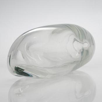 Timo Sarpaneva, an art glass, signed Timo Sarpaneva Iittala 2/1982.