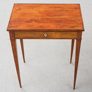 A pair of Swedish Empire tables. First half of the 19th century.