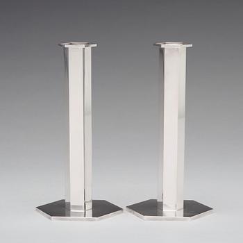Wiwen Nilsson, ljusstakar, ett par, Lund 1968, sterling.