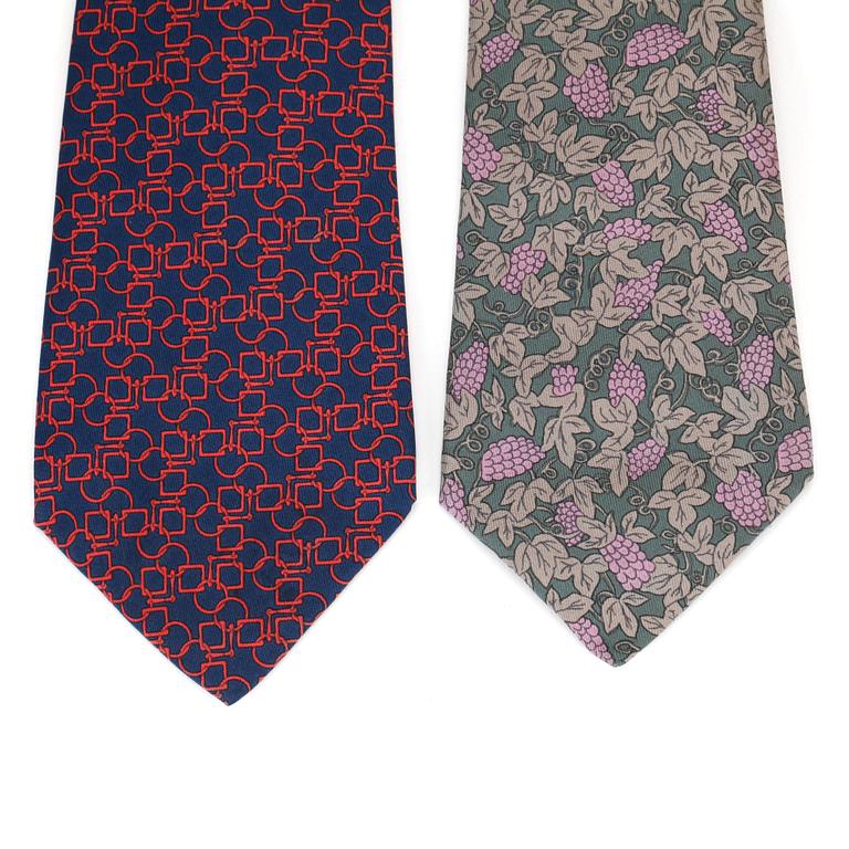 HERMÈS, two silk ties.