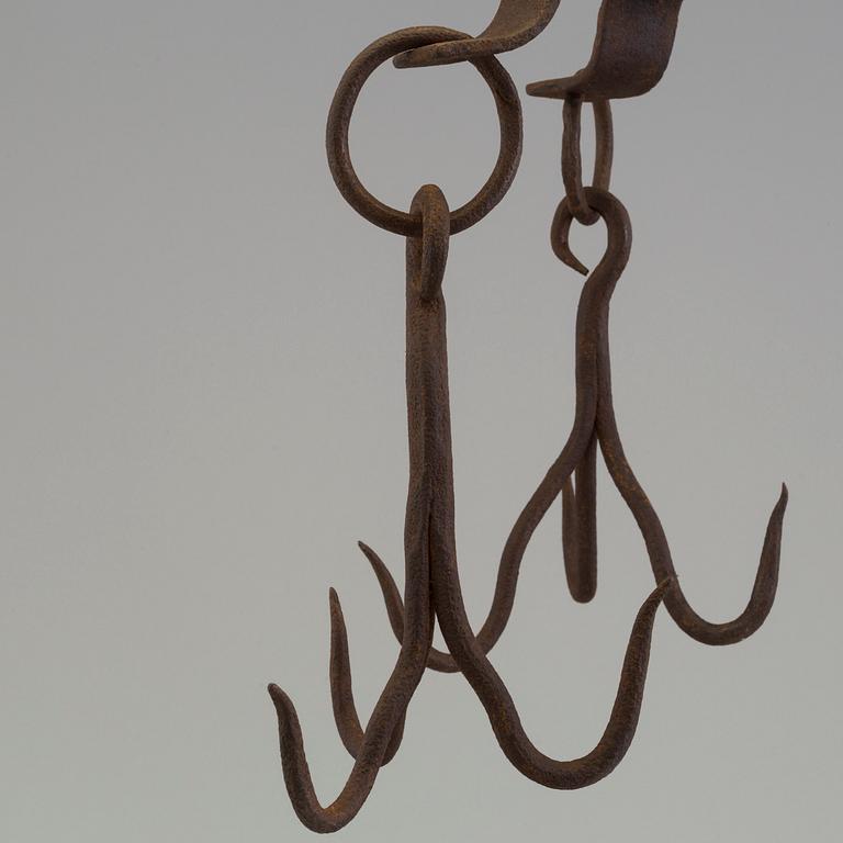 AN 18TH/19TH CENTURY IRON MEAT HOOK.