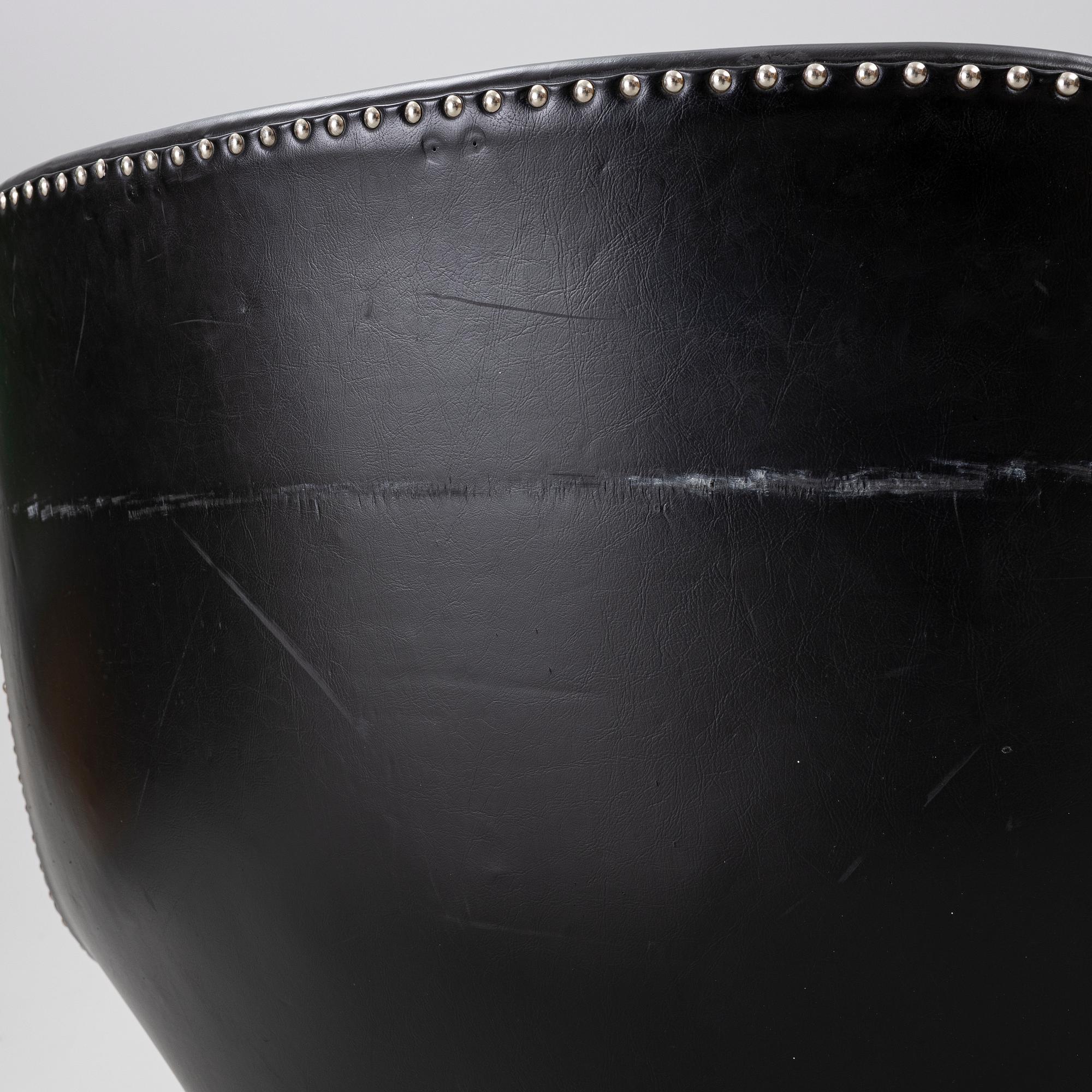 Carl Gustaf Hiort af Ornäs, armchair, "Caravelle", Puunveisto Oy - Träsnideri Ab, 1960s.