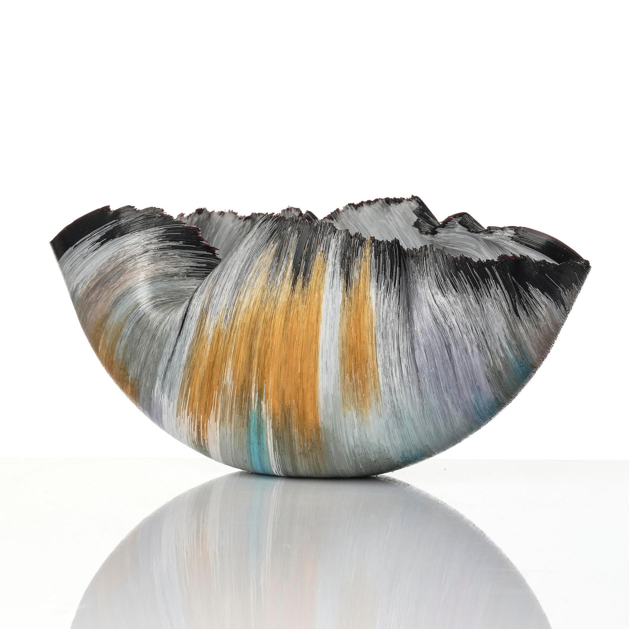 Mary Ann Toots Zynsky, a filet-de-verre glass bowl, Seattle, USA.