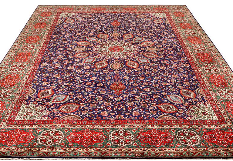 Matta, Kashmar, ca 500 x 348 cm.