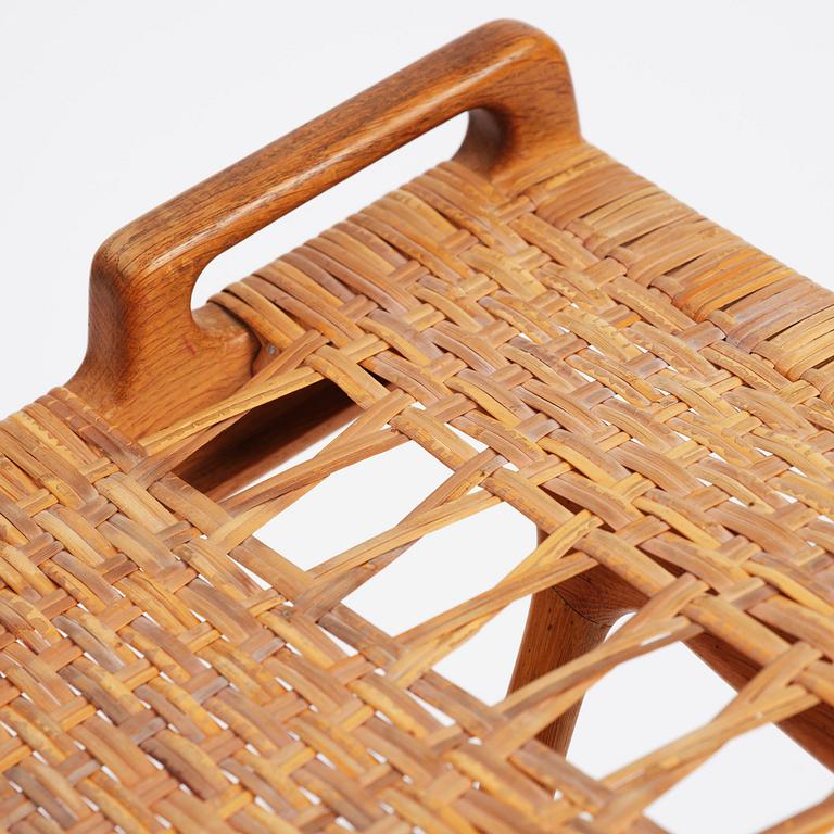 Hans J. Wegner, a foldable easy chair model 512, Johannes Hansen, Copenhagen, 1950s-60s.