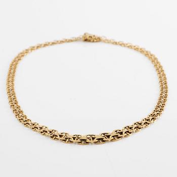 Necklace 18K gold.