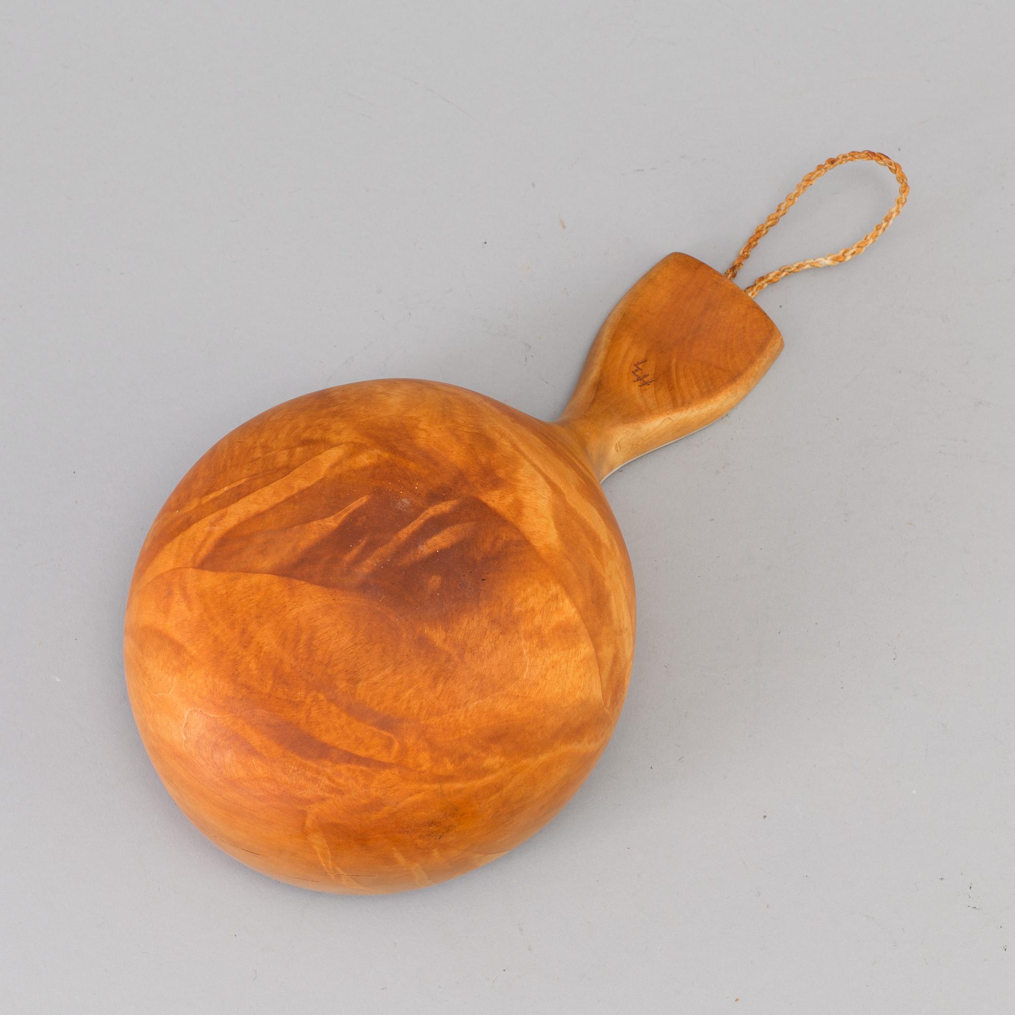 A "kåsa" by Erland Hedman, Jokkmokk.