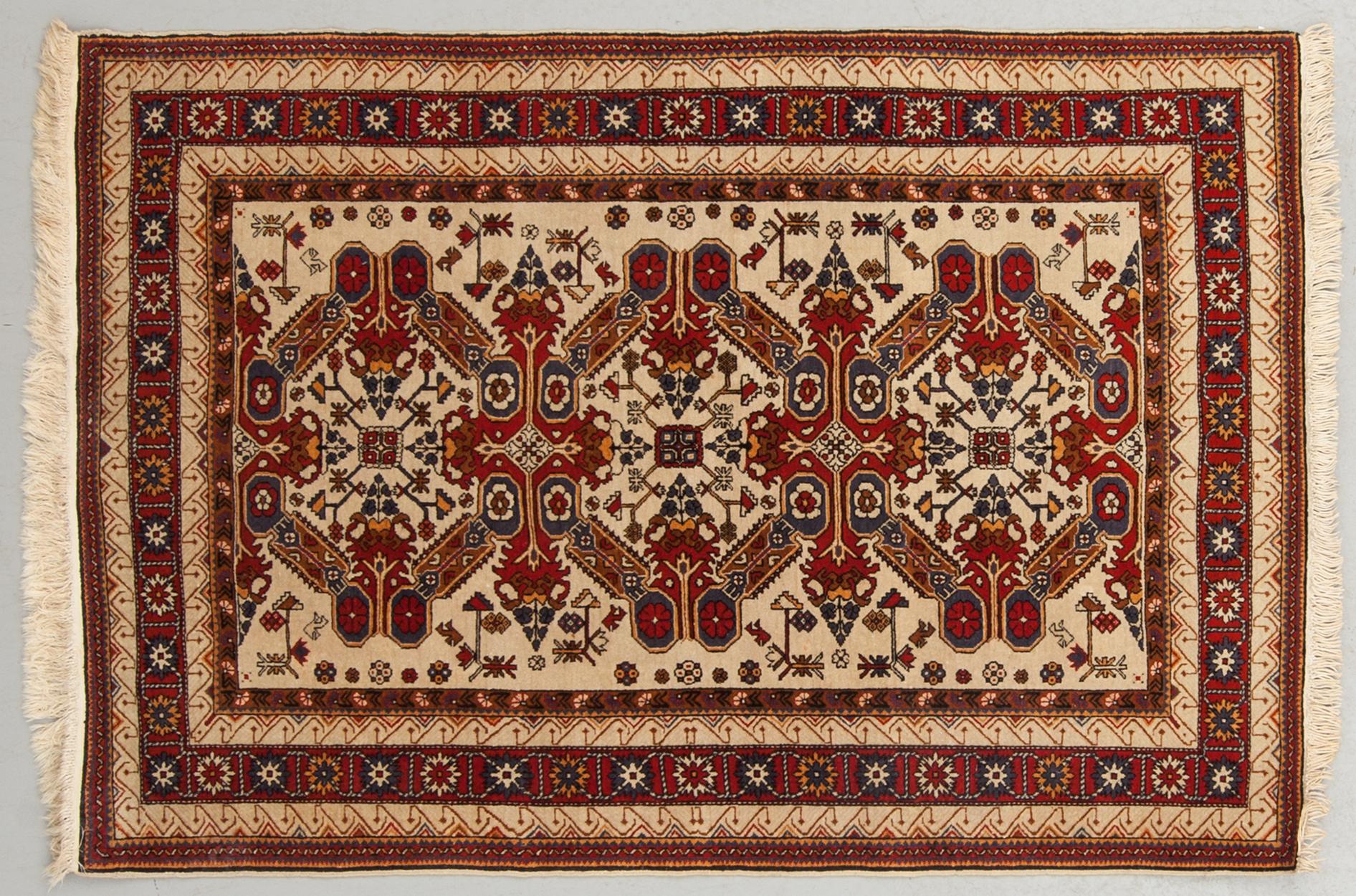 MATTA, old/semiantik, Kaukasien, ca 183 x 122 cm.