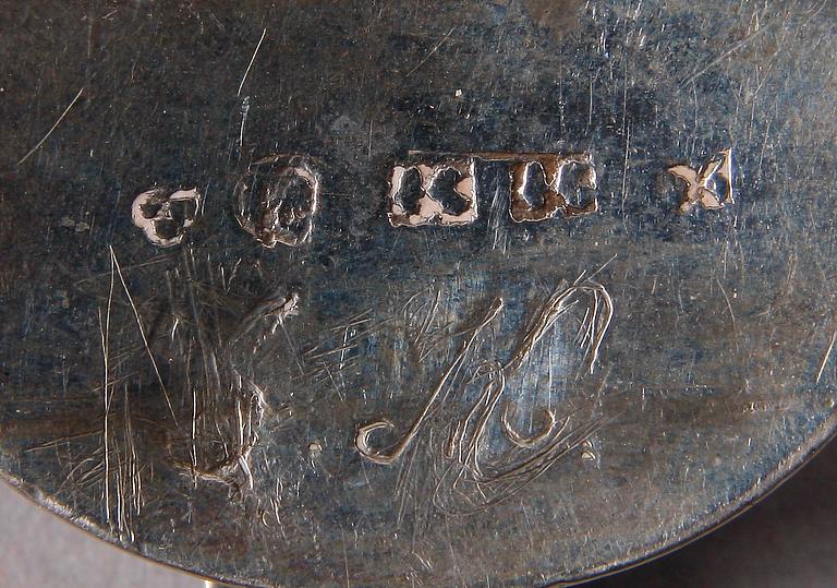 DOSOR, 6 st, silver samt en i lack. 1800/1900-tal.