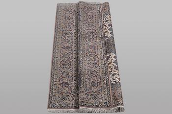 A rug, Esfahan, part silk, ca 245 x 155 cm.
