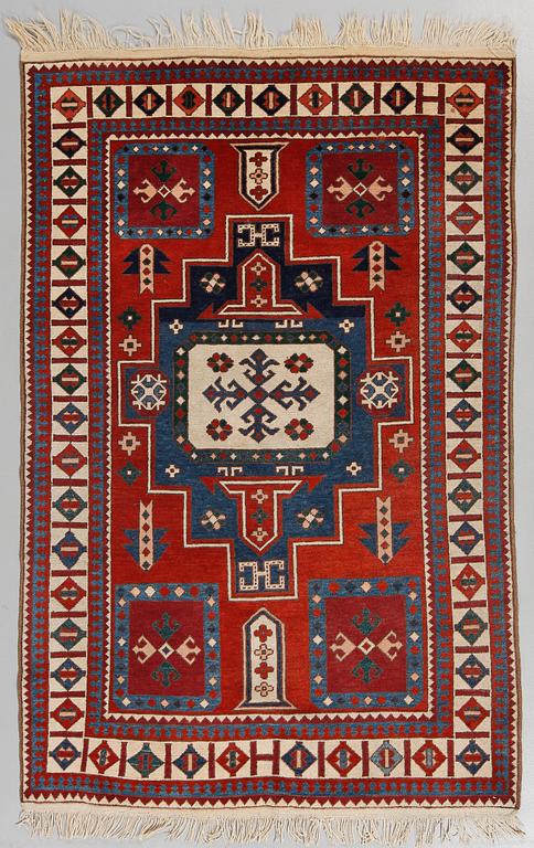 MATTA, orientalisk, old, 194 x 128 cm.