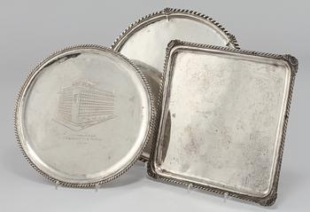 BRICKOR/FAT, 3 st, silver delvis låghaltigt, omkring 1900-talets mitt. Vikt 1900 g.