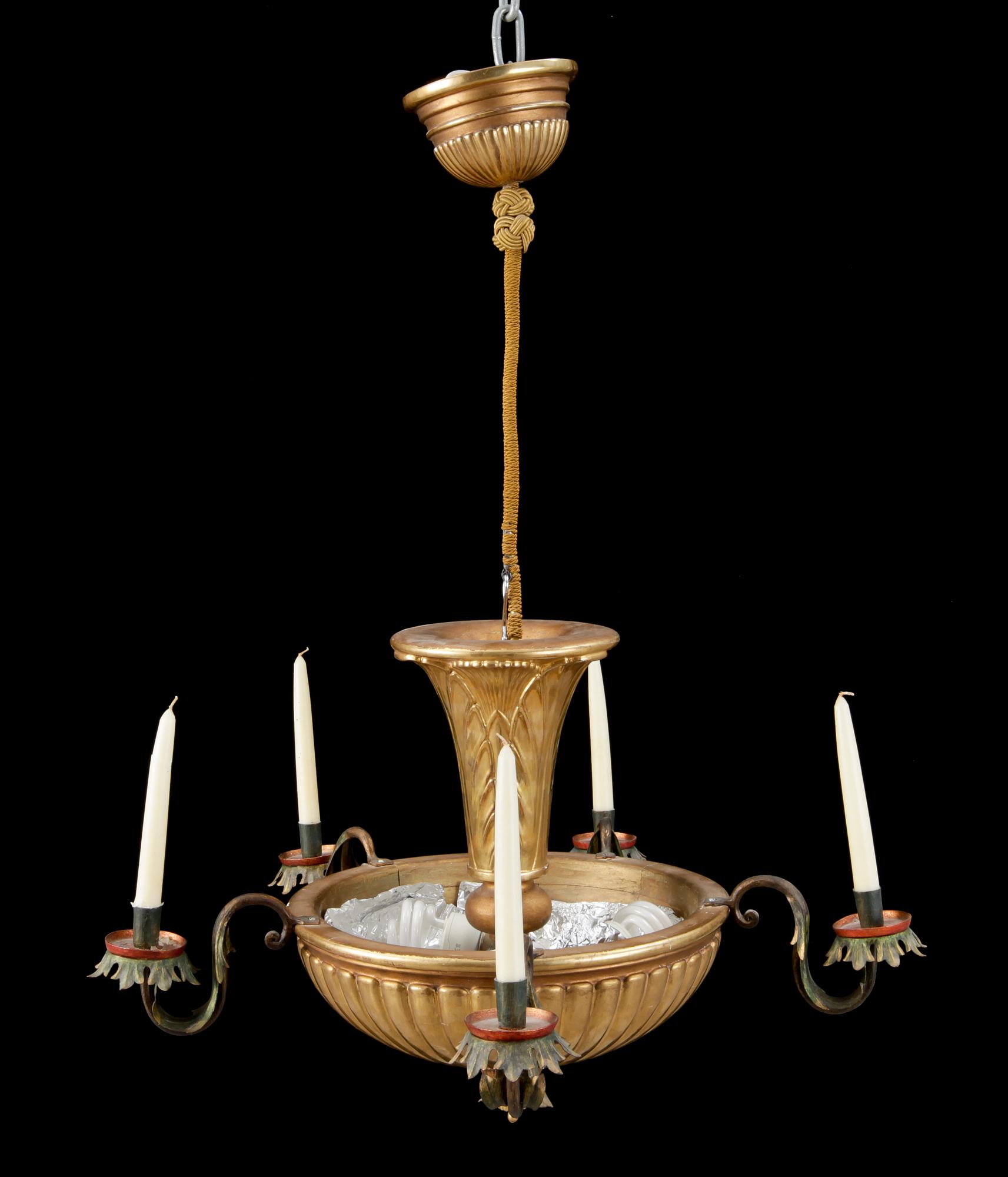 TAKAMPEL, empirestil, 1900-talets första hälft.