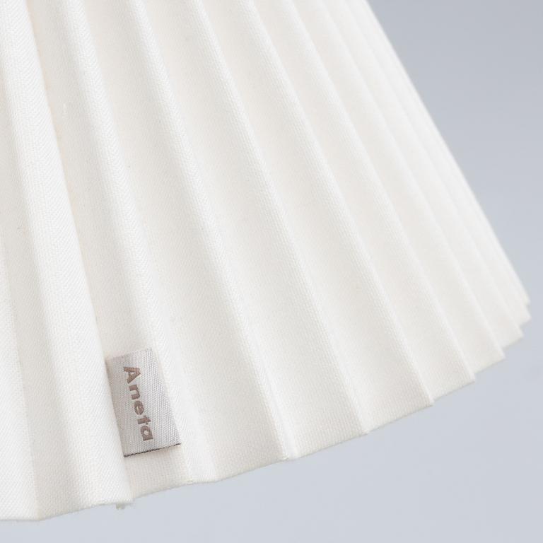 Josef Frank, golvlampa, modell G 2326, Firma Svenskt Tenn.