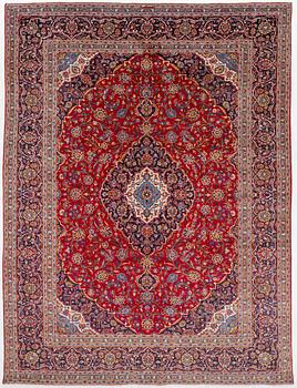Carpet, oriental, approx. 385 x 292 cm.