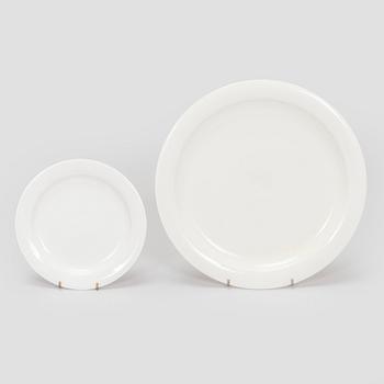 Inkeri Leivo, A 21-piece porcelain tableware set, 'Arctica' Arabia Finland.