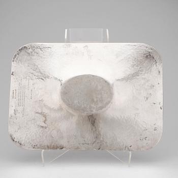 SKÅLFAT, silver, Laver-Carlsson, Guld & Silversmide AB, Stockholm, 1981. Vikt ca 6,3 kg.