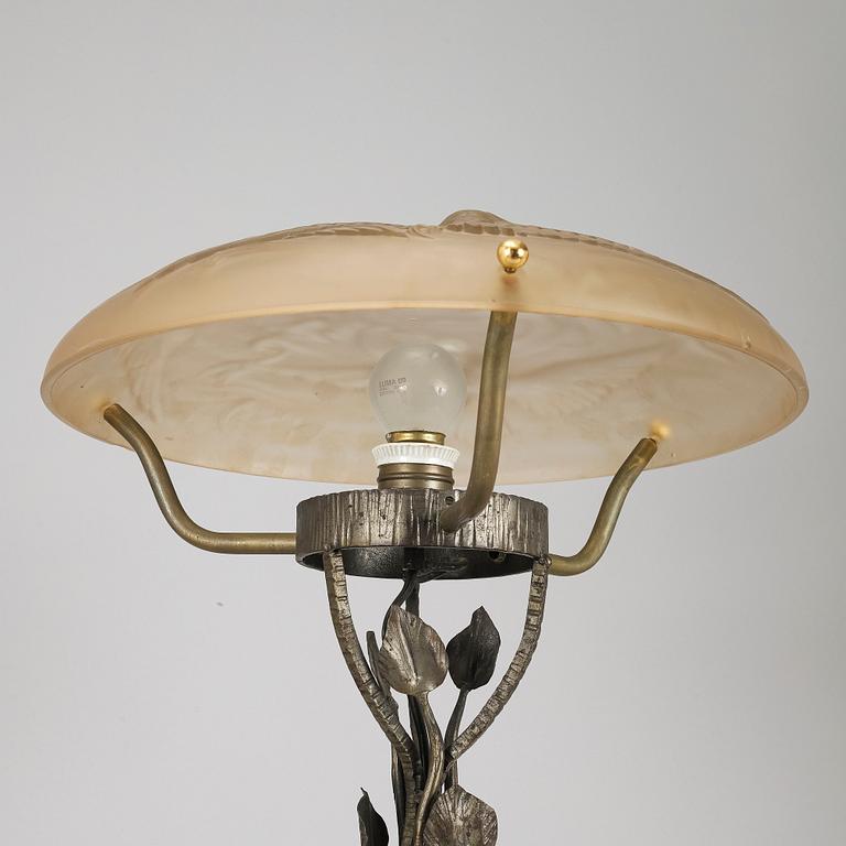 A table lamp, second half of the 20th century.