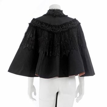 AUGUSTA LUNDIN, a blacke lce and beaded cape, early 20th century.