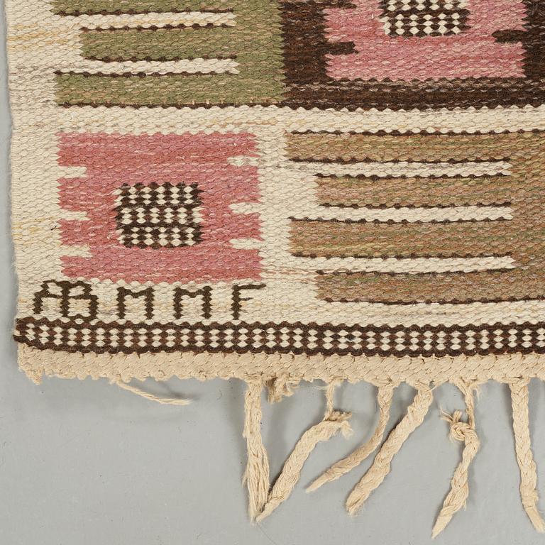 Märta Måås-Fjetterström, A CARPET, "Nyponblomman", flat weave, ca 275,5 x 185,5 cm, signed AB MMF.