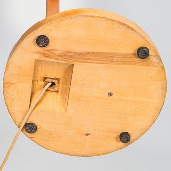 Aino Aalto, golvlampa, modell 806A tillverkare Oy Taito Ab. 1940-tal.