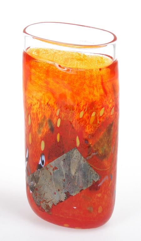 VAS samt RELIEF, glas, Bertil Vallien samt Erik Höglund, Kosta Boda.