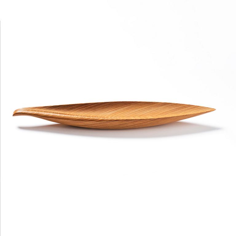 Tapio Wirkkala, a leaf-shaped laminated birch plywood dish, Finland 1950s.